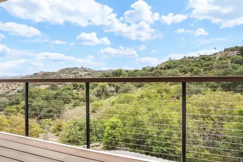 Exterior - 2645 Daisy Ln, Fallbrook, CA 92028 photo 6 of 7