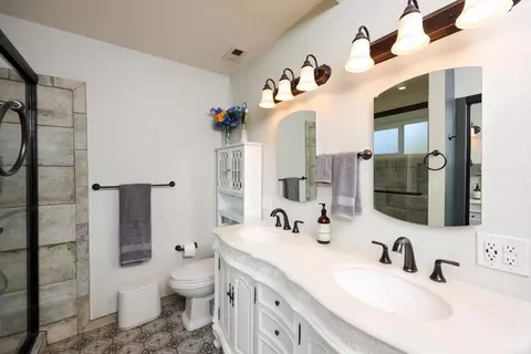 Bath - 11071 El Nopal, Lakeside, CA 92040 photo 2 of 4
