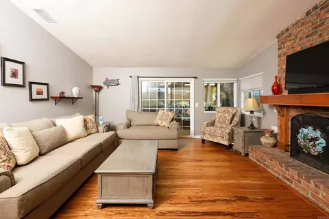 Living - 11071 El Nopal, Lakeside, CA 92040 photo 2 of 3