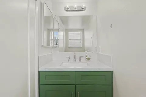 Bath - 8715 Spring Canyon Dr, Spring Valley, CA 91977 photo 1 of 3
