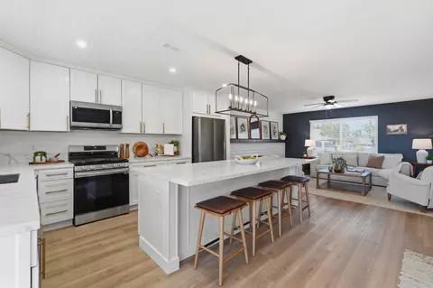 Kitchen - 361 E James Ct, Chula Vista, CA 91910 photo 5 of 5