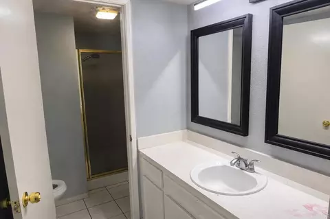 Bath - 8710 Spring Canyon Dr, Spring Valley, CA 91977 photo 4 of 4