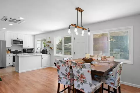 Dining - 9601 Halberns Blvd, Santee, CA 92071 photo 5 of 5
