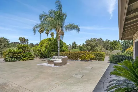 Exterior - 3131 Summit Dr, Escondido, CA 92025 photo 11 of 11