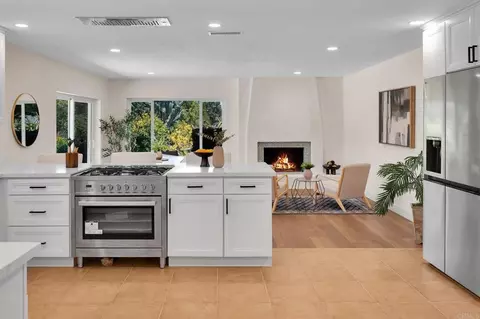 Kitchen - 3131 Summit Dr, Escondido, CA 92025 photo 4 of 4