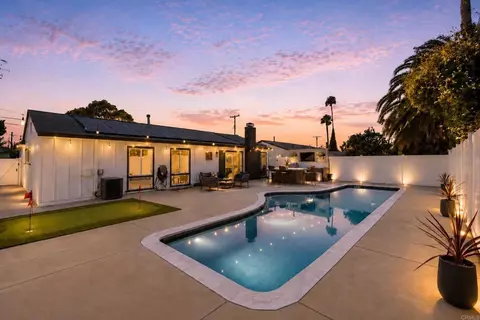 5736 Camber Dr, San Diego, CA 92117