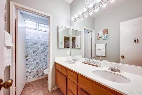 Bath - 33018 Terrace Dr, Temecula, CA 92592 photo 4 of 4