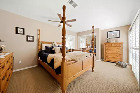 Bedroom - 1663 Linda Sue Ln, Encinitas, CA 92024 photo 2 of 5