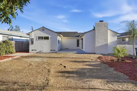 Exterior - 8330 Dallas St, La Mesa, CA 91942 photo 4 of 7