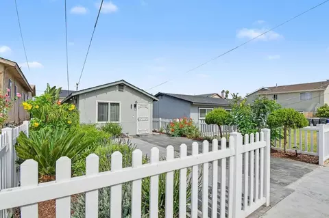 Exterior - 1150 14th St, Imperial Beach, CA 91932 photo 10 of 12
