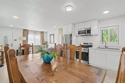 Dining - 1150 14th St, Imperial Beach, CA 91932 photo 3 of 4