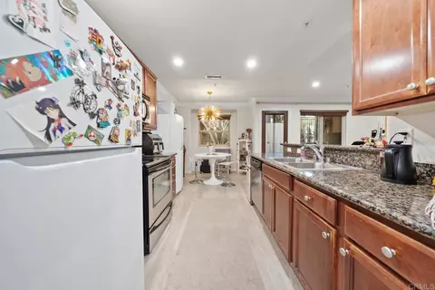 Kitchen - 1434 Marshall Rd #16, Alpine, CA 91901 photo 2 of 4