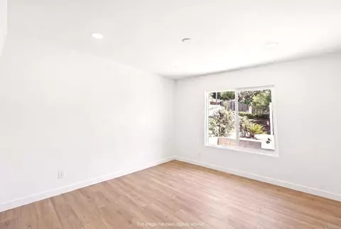 Living - 1024 Circle Dr, Escondido, CA 92025 photo 5 of 9