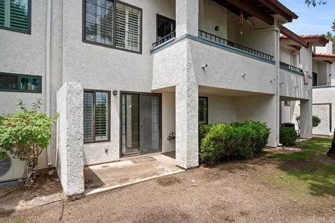 Exterior - 1550 Apache Dr UNIT D, Chula Vista, CA 91910 photo 5 of 7