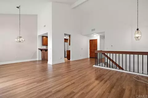 Living - 1550 Apache Dr UNIT D, Chula Vista, CA 91910 photo 3 of 4