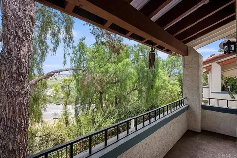 Exterior - 1550 Apache Dr UNIT D, Chula Vista, CA 91910 photo 6 of 7