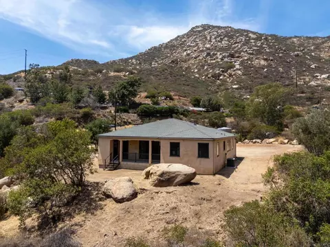 Exterior - 11819 Wildcat Canyon Rd, Lakeside, CA 92040 photo 3 of 4
