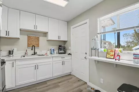 Kitchen - 2610 Helix St, Spring Valley, CA 91977 photo 3 of 7