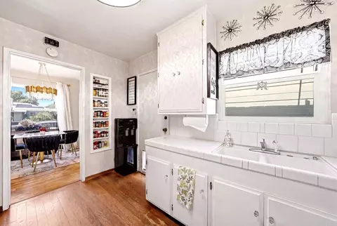 Kitchen - 7277 Vassar Ave, La Mesa, CA 91942 photo 3 of 4
