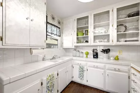 Kitchen - 7277 Vassar Ave, La Mesa, CA 91942 photo 2 of 4