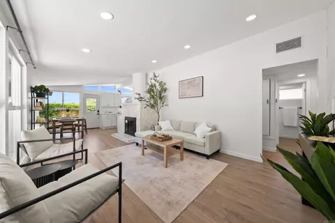 Living - 12540 Taunt Pl, Poway, CA 92064 photo 4 of 4