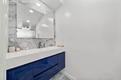 Bath - 12540 Taunt Pl, Poway, CA 92064 photo 4 of 6
