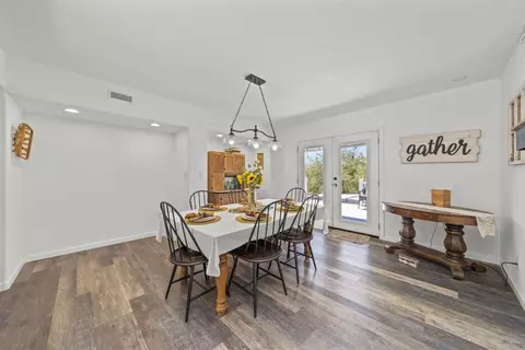Dining - 3268 Peg Leg Mine Rd, Jamul, CA 91935 photo 2 of 3