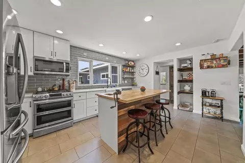 Kitchen - 3268 Peg Leg Mine Rd, Jamul, CA 91935 photo 3 of 5