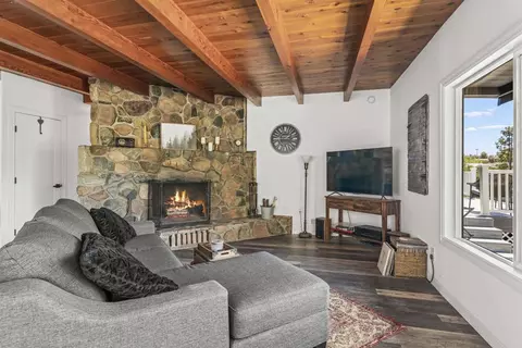 Living - 3268 Peg Leg Mine Rd, Jamul, CA 91935 photo 3 of 3