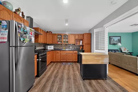Kitchen - 18819 Avalon Blvd, Carson, CA 90746 photo 1 of 1