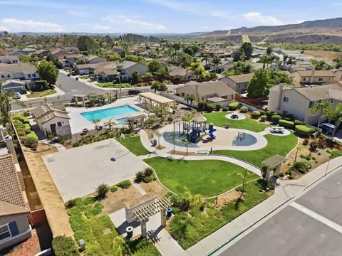 View/Area - 5186 Cobalt Way, Oceanside, CA 92057 photo 4 of 8