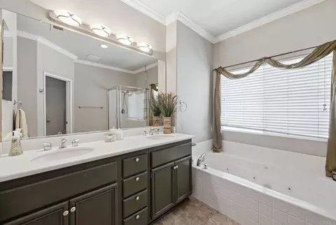 Bath - 5186 Cobalt Way, Oceanside, CA 92057 photo 1 of 4