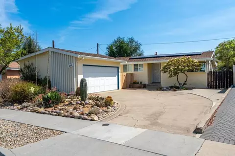 6875 Carthage St, San Diego, CA 92120