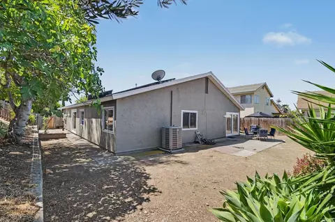 Exterior - 104 Lechuza Ln, Spring Valley, CA 91977 photo 8 of 11