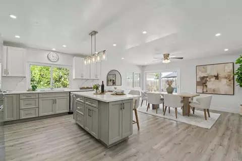 Kitchen - 104 Lechuza Ln, Spring Valley, CA 91977 photo 1 of 4