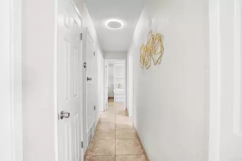 Entry Way - 14135 York Ave, Poway, CA 92064 photo 2 of 2