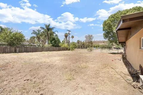 Exterior - 14135 York Ave, Poway, CA 92064 photo 12 of 15