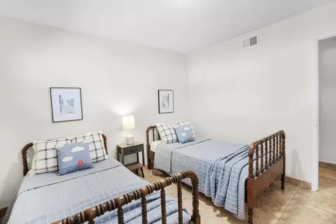 Bedroom - 14135 York Ave, Poway, CA 92064 photo 6 of 6