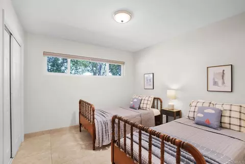 Bedroom - 14135 York Ave, Poway, CA 92064 photo 1 of 6