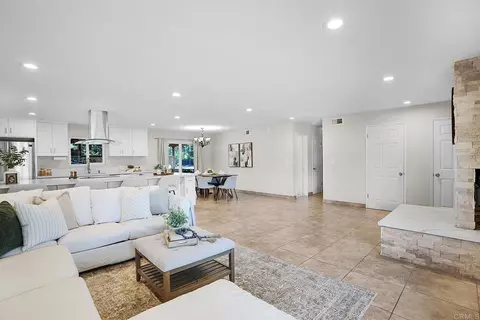 Living - 14135 York Ave, Poway, CA 92064 photo 4 of 4