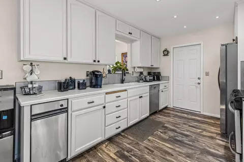 Kitchen - 14668 Lyons Valley Rd, Jamul, CA 91935 photo 1 of 4