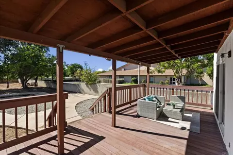 Exterior - 611 9th St, Ramona, CA 92065 photo 4 of 10