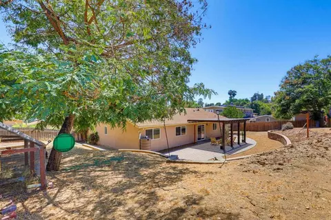 Exterior - 9744 Sierra Madre Rd, Spring Valley, CA 91977 photo 10 of 15