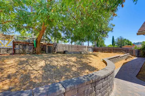 Exterior - 9744 Sierra Madre Rd, Spring Valley, CA 91977 photo 11 of 15