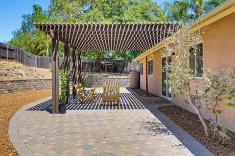 Exterior - 9744 Sierra Madre Rd, Spring Valley, CA 91977 photo 7 of 15
