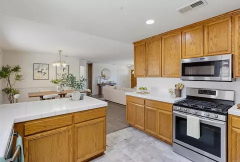 Kitchen - 9744 Sierra Madre Rd, Spring Valley, CA 91977 photo 4 of 4