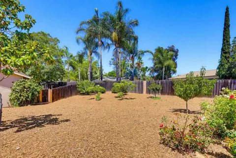 Exterior - 9744 Sierra Madre Rd, Spring Valley, CA 91977 photo 12 of 15
