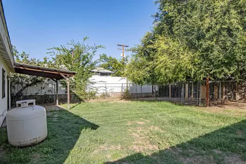 Exterior - 945 E St, Ramona, CA 92065 photo 3 of 5