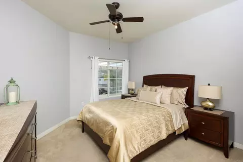 Bedroom - 2724 Lake Pointe Dr #239, Spring Valley, CA 91977 photo 1 of 5
