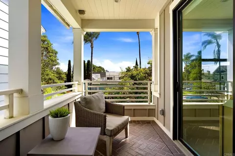 Exterior - 825 9th St, Coronado, CA 92118 photo 3 of 6